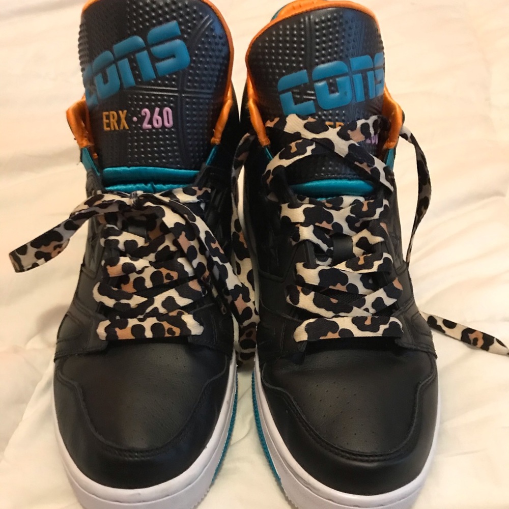 New converse high top black size 10